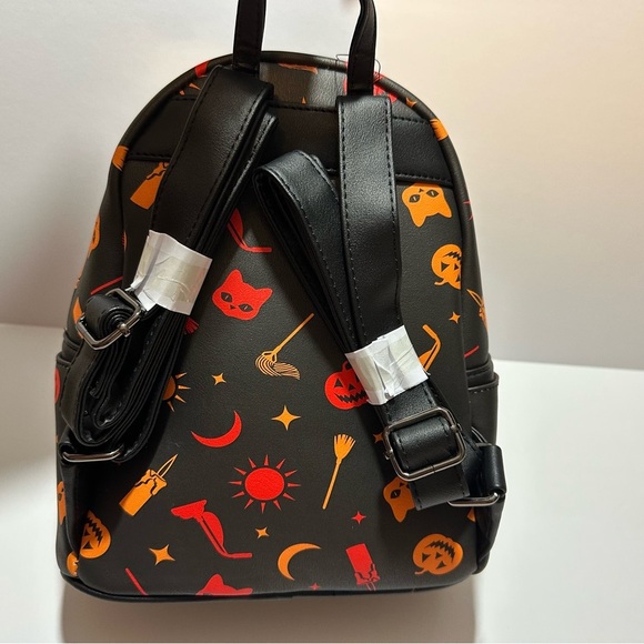 Loungefly Disney Hocus Pocus Icons AOP Mini Backpack Bag Halloween Fall NWT - Picture 2 of 7